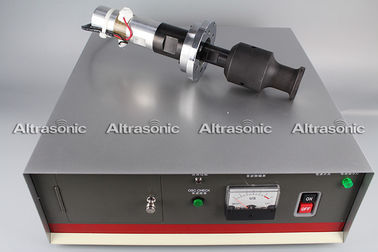 transductor ultrasónico del oscilador 20Khz con el titanio Sonotrode del reborde del aumentador de presión
