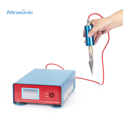 cortador ultrasónico de las cortadoras 24Khz para cortar el PVC de cuero de los PP de los plásticos